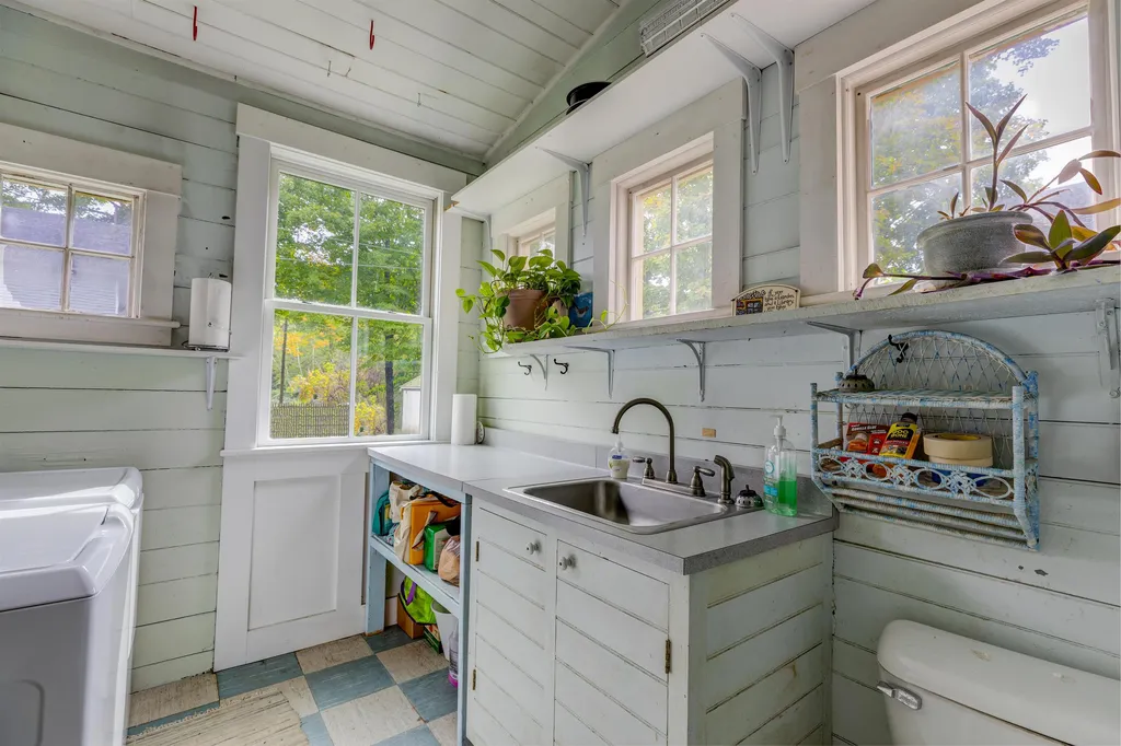 47 Green Street Lebanon NH 03766