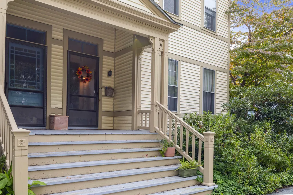 47 Green Street Lebanon NH 03766