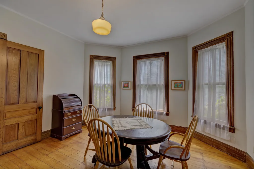 47 Green Street Lebanon NH 03766