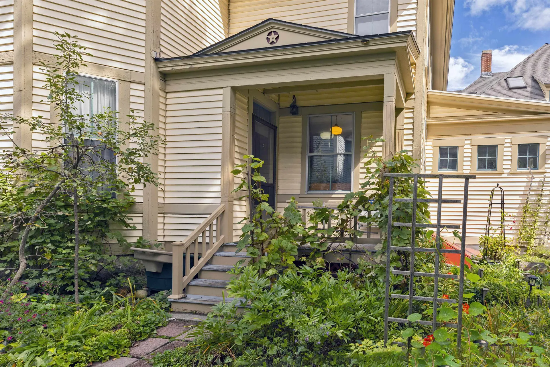 47 Green Street Lebanon NH 03766