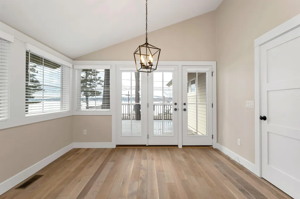 109 Weirs Boulevard Laconia NH 03246