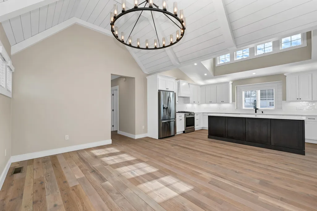 109 Weirs Boulevard Laconia NH 03246