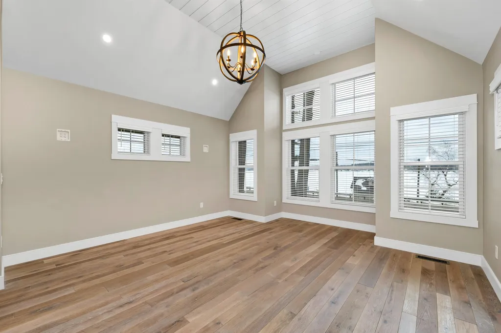 109 Weirs Boulevard Laconia NH 03246
