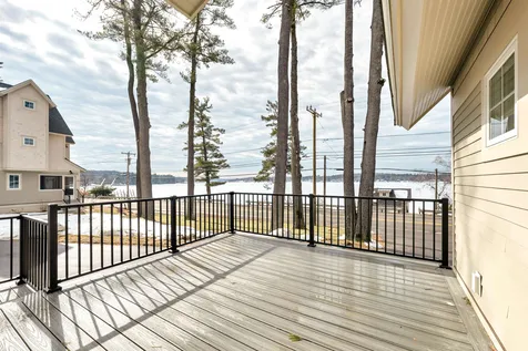 109 Weirs Boulevard Laconia NH 03246
