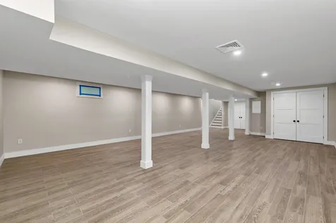 109 Weirs Boulevard Laconia NH 03246
