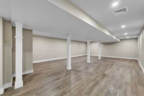 109 Weirs Boulevard Laconia NH 03246
