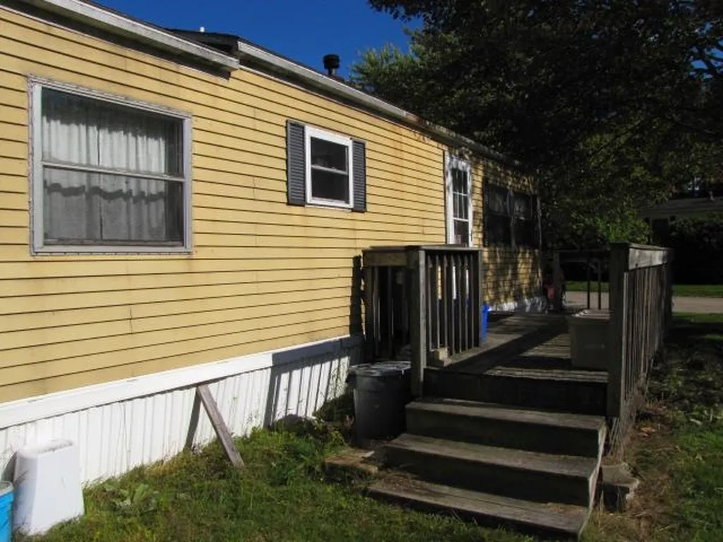 14 Cedar Street Exeter NH 03833