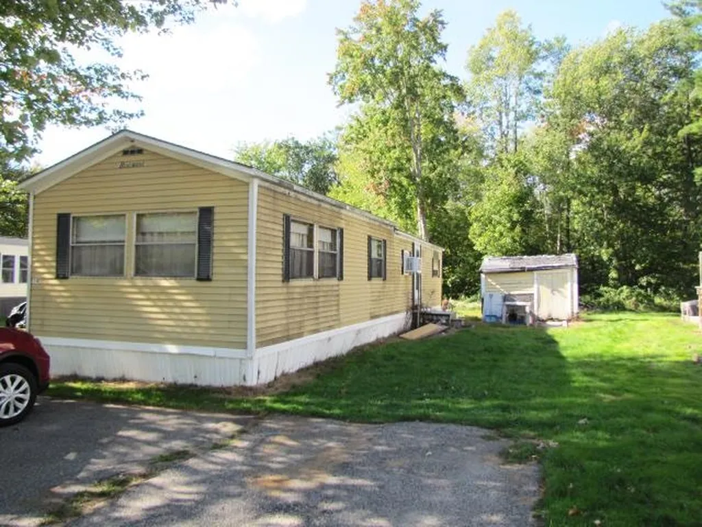 14 Cedar Street Exeter NH 03833