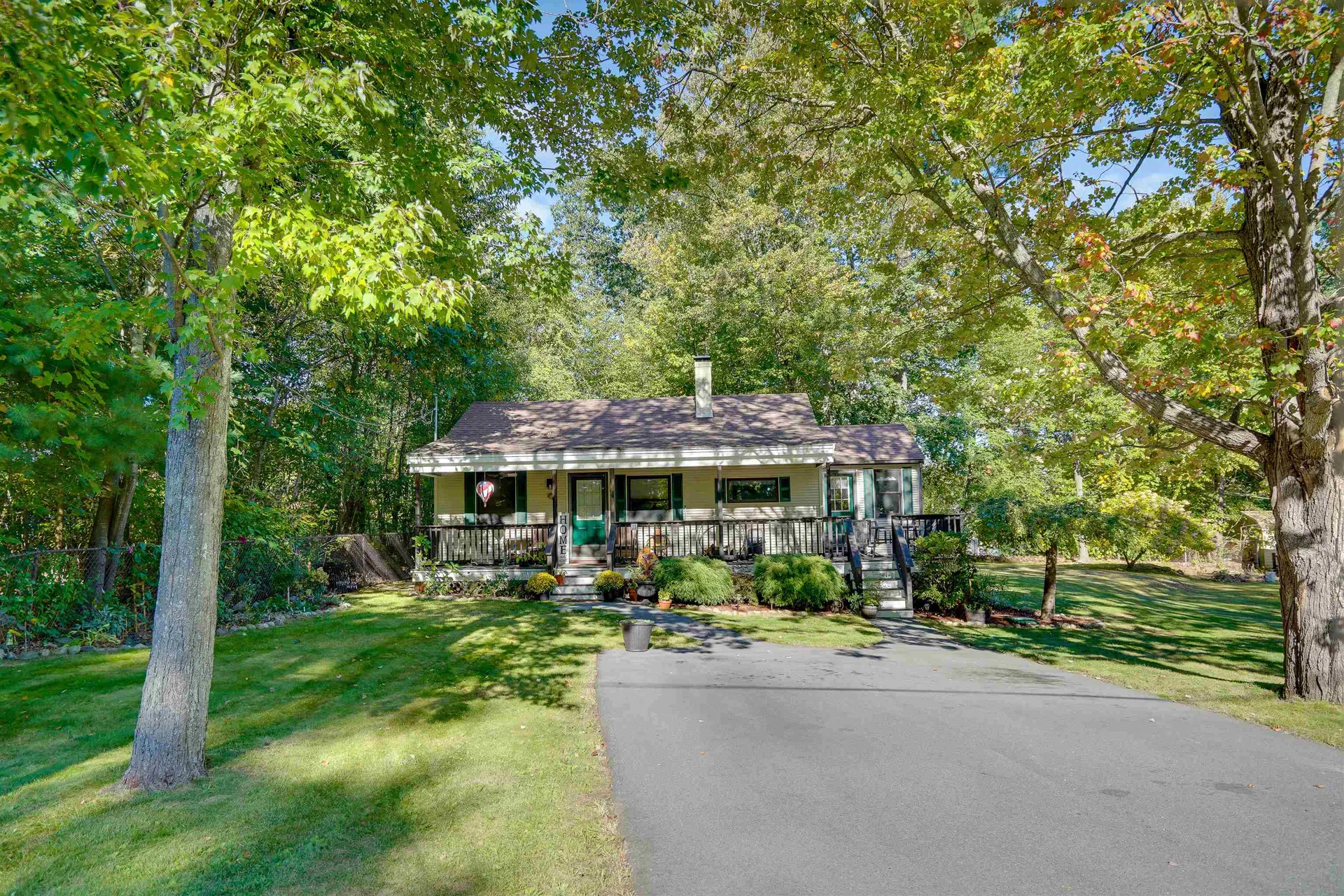 11 Grove Drive Hampstead NH 03841