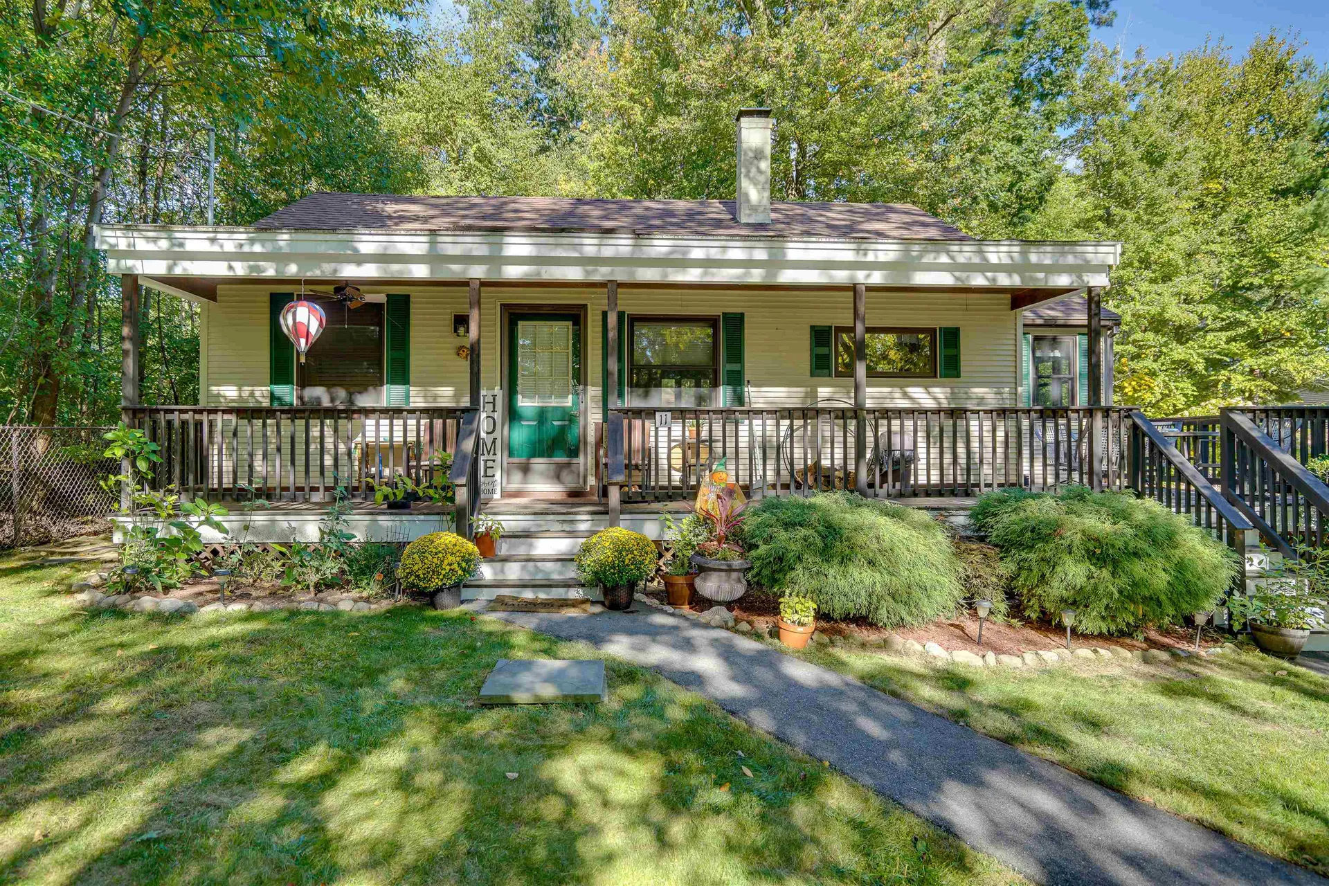 11 Grove Drive Hampstead NH 03841