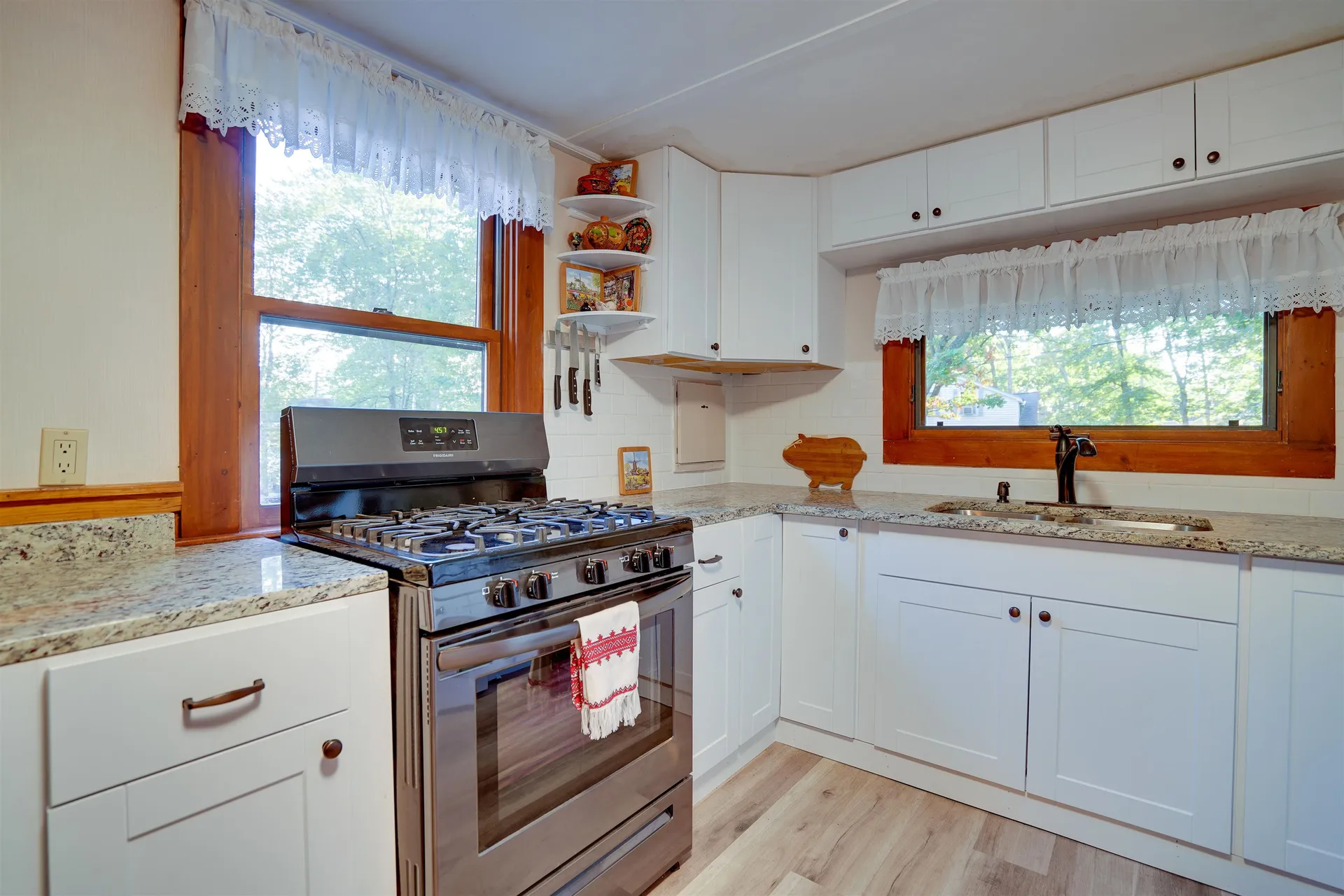 11 Grove Drive Hampstead NH 03841