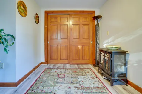 11 Grove Drive Hampstead NH 03841