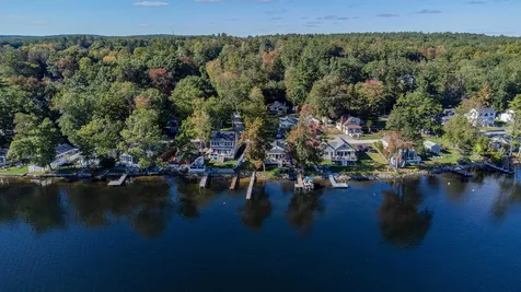 11 Grove Drive Hampstead NH 03841