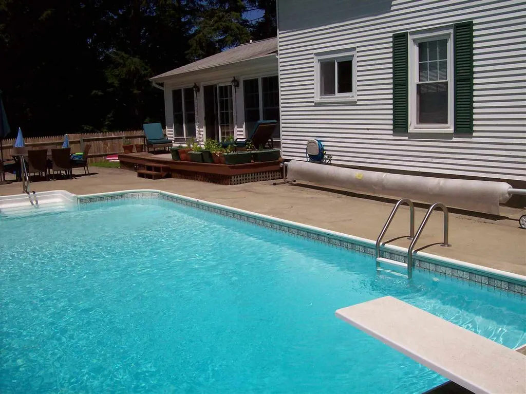 85 Grove Street Claremont NH 03743