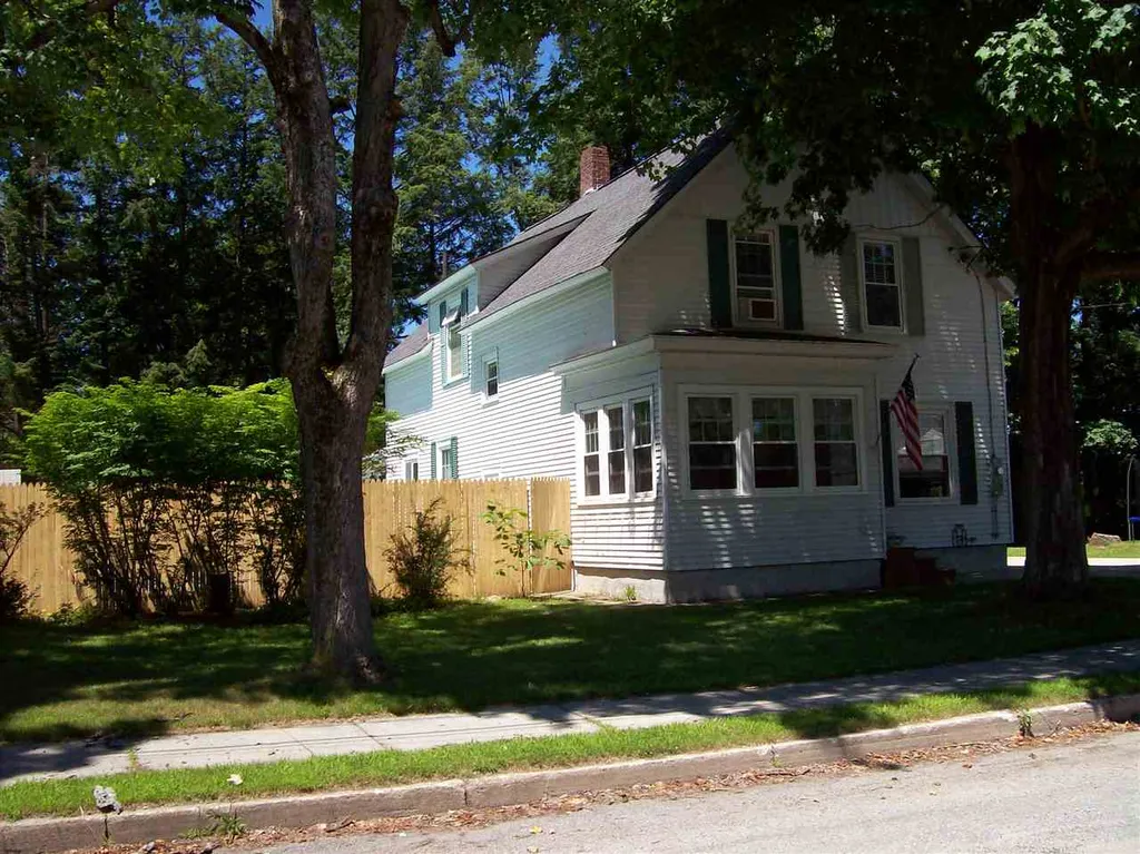 85 Grove Street Claremont NH 03743