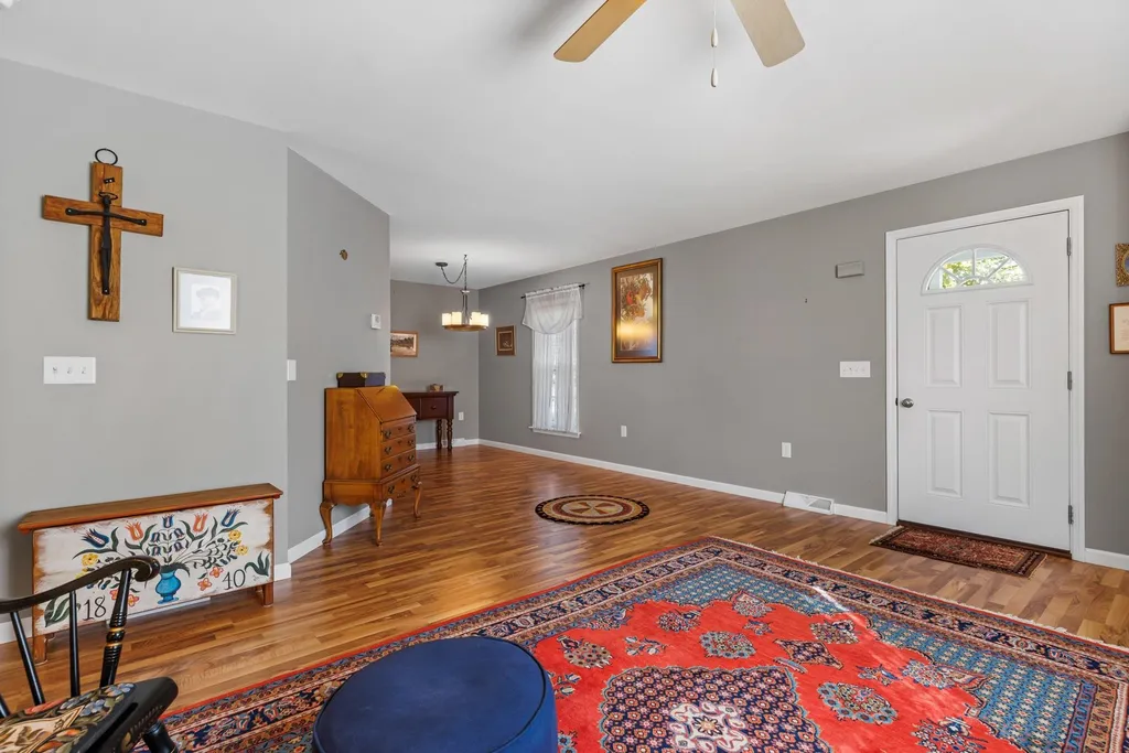 45 Greystone Way North Hampton NH 03862