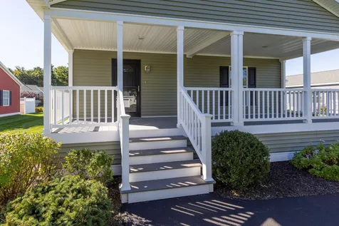 45 Greystone Way North Hampton NH 03862
