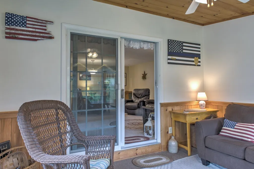 24d Stonehouse Lane Keene NH 03431