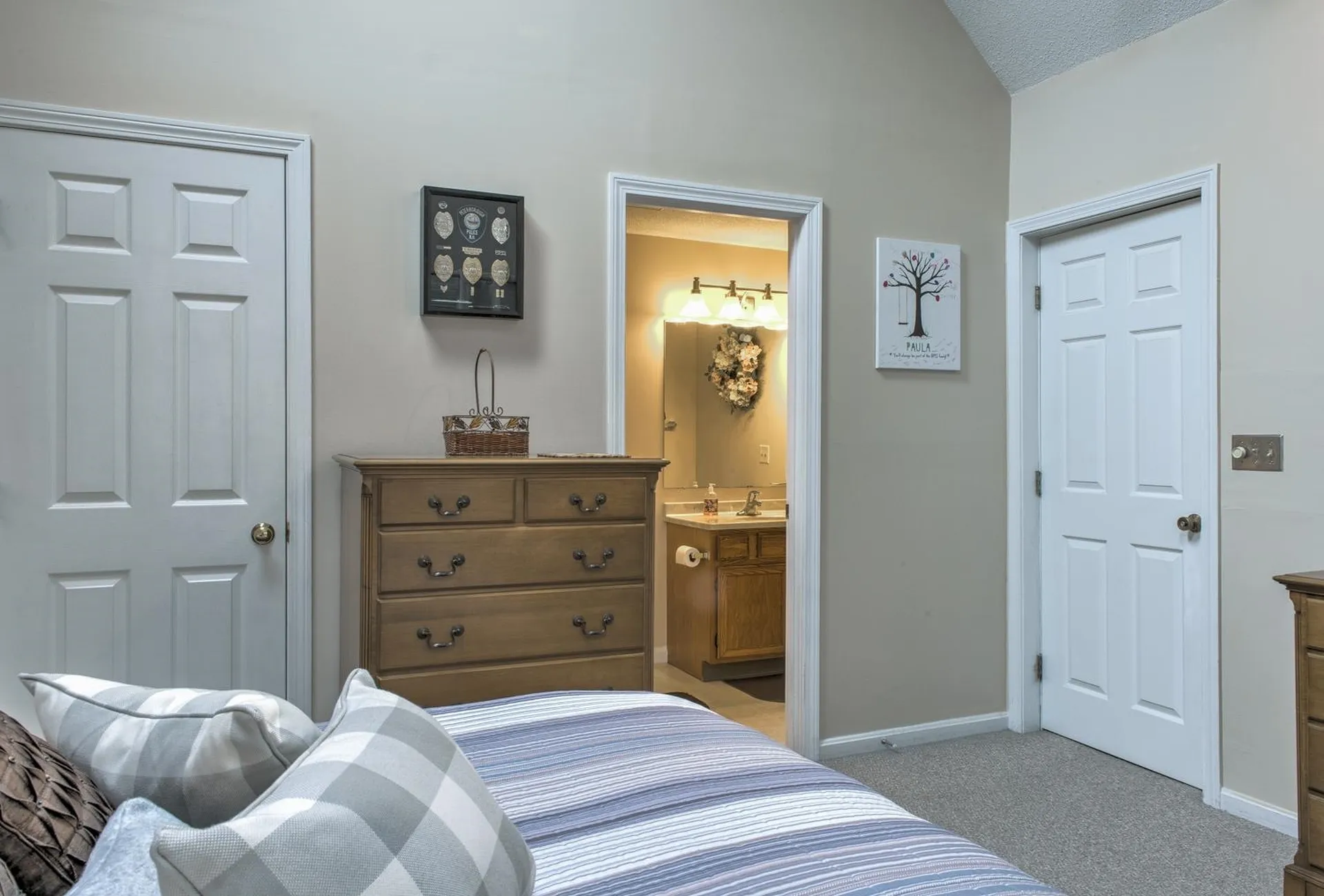 24d Stonehouse Lane Keene NH 03431