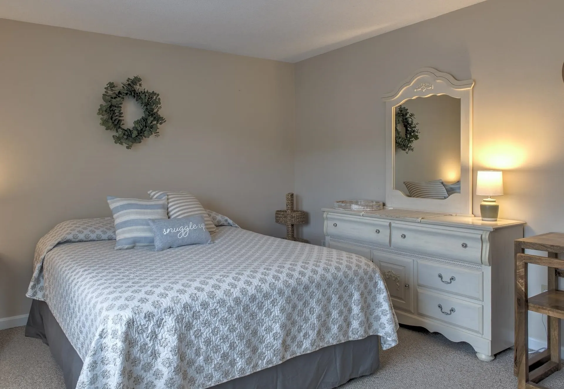 24d Stonehouse Lane Keene NH 03431