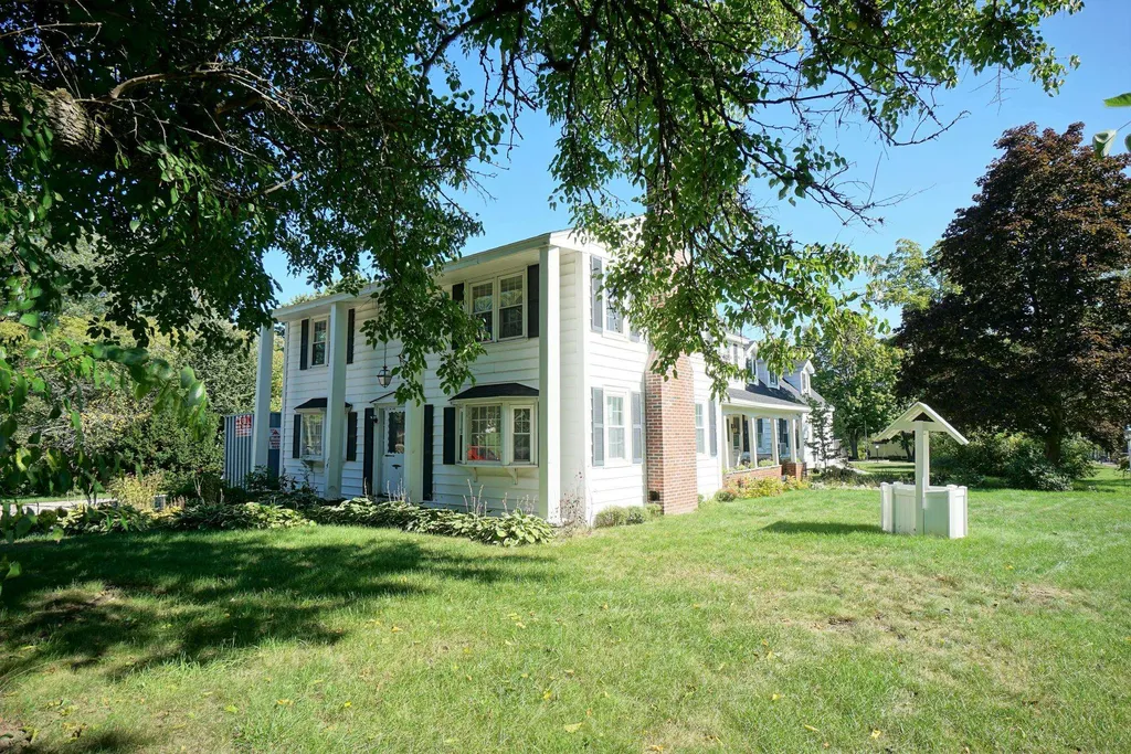 154 S Mammoth Road Manchester NH 03109