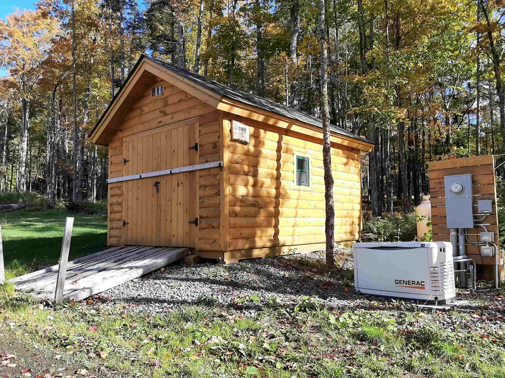 57 Bear Rock Way Pittsburg NH 03592