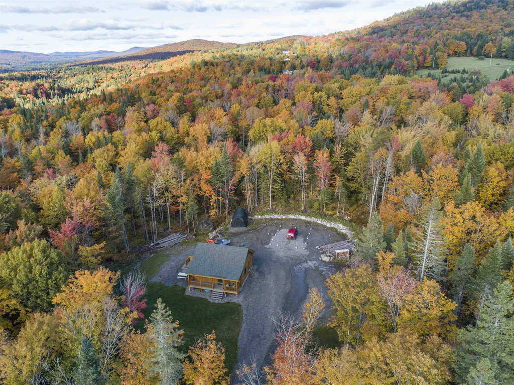 57 Bear Rock Way Pittsburg NH 03592