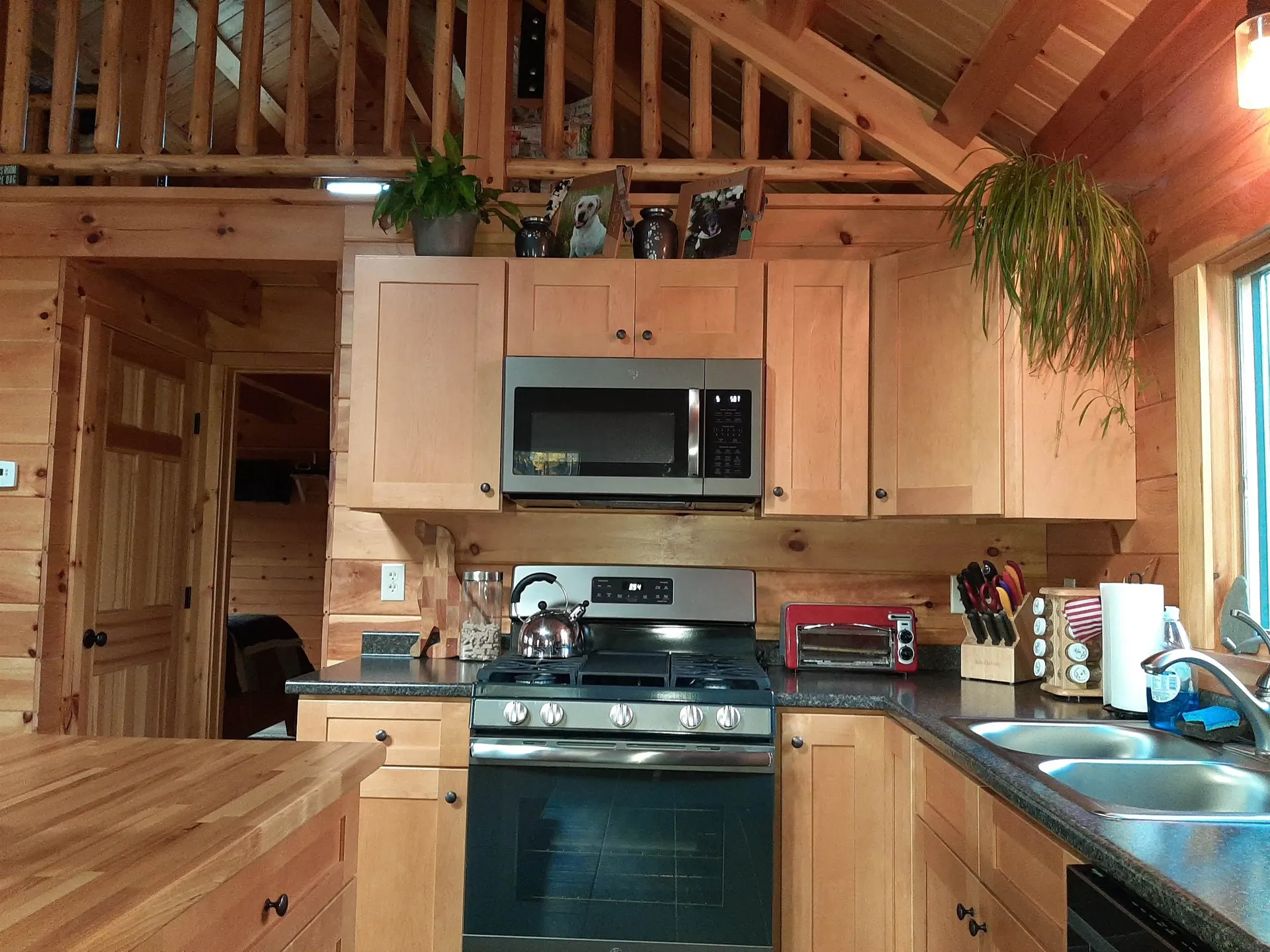 57 Bear Rock Way Pittsburg NH 03592