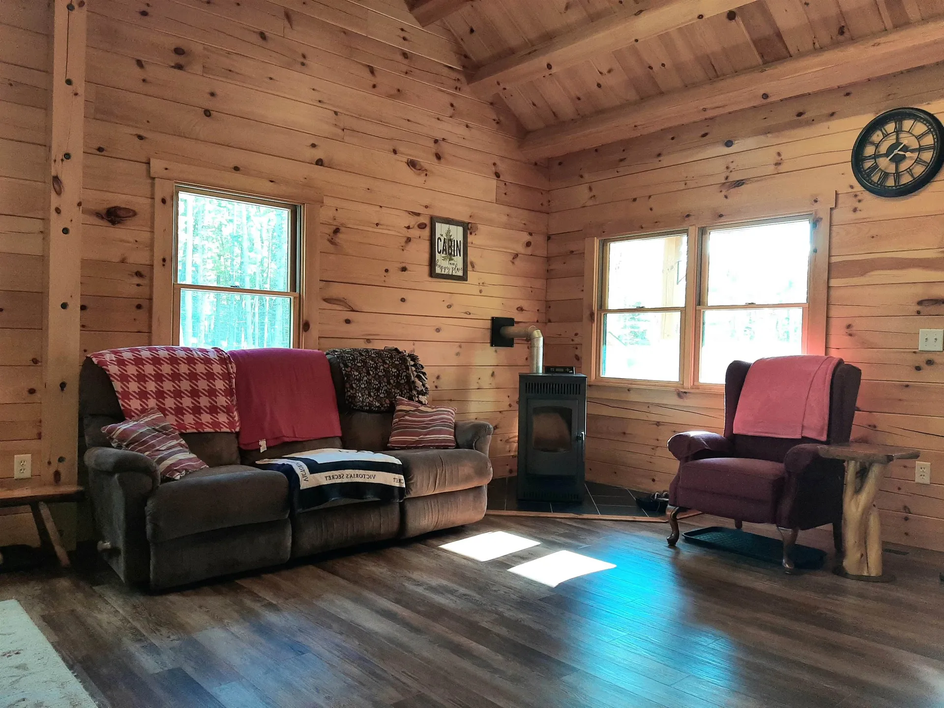 57 Bear Rock Way Pittsburg NH 03592