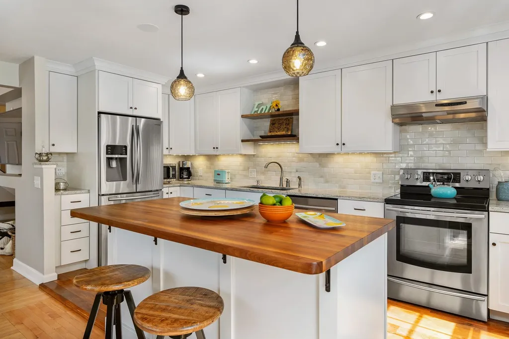 279 Marcy Street Portsmouth NH 03801