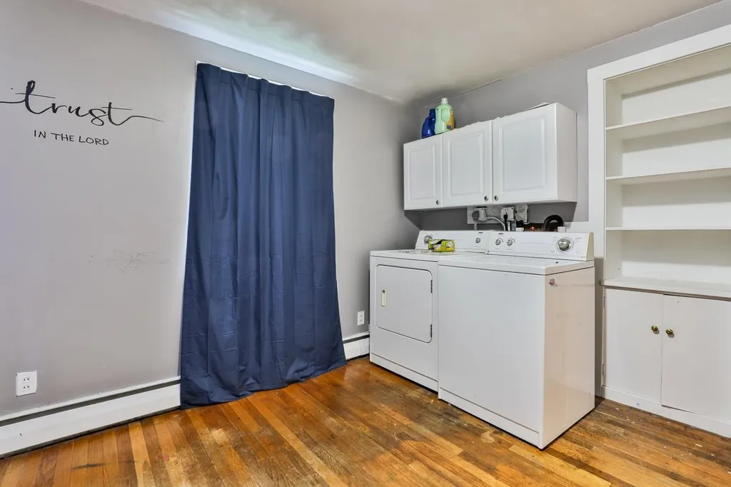 8 King Street Milford NH 03055