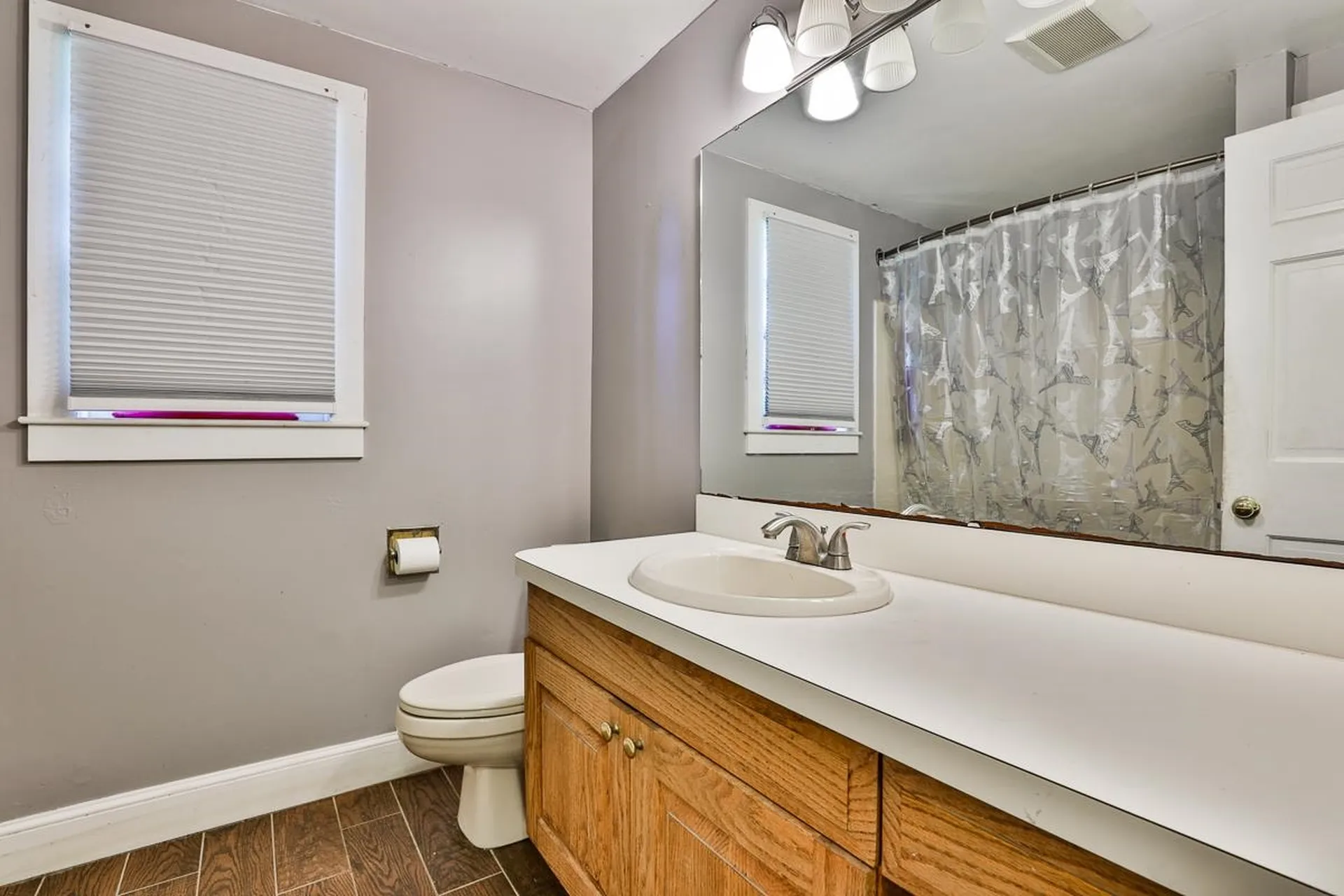 8 King Street Milford NH 03055