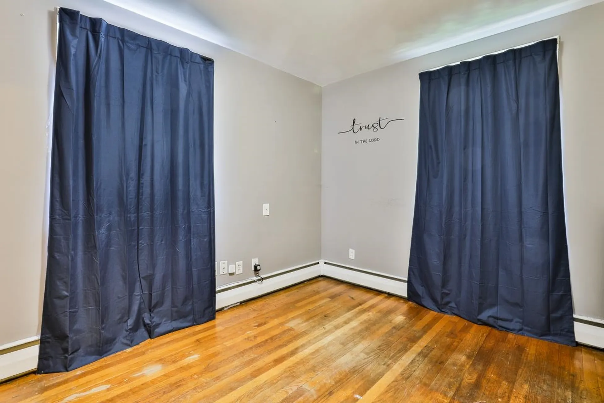 8 King Street Milford NH 03055