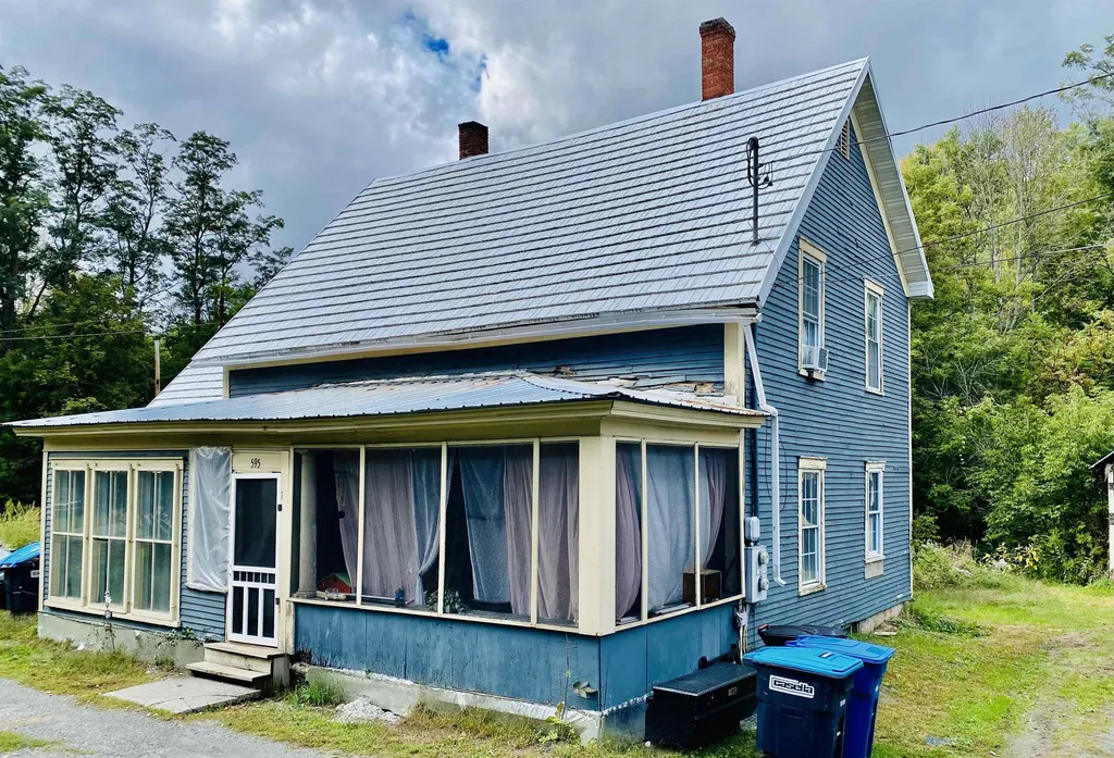 595 Us Route 5 Hartland VT 05052