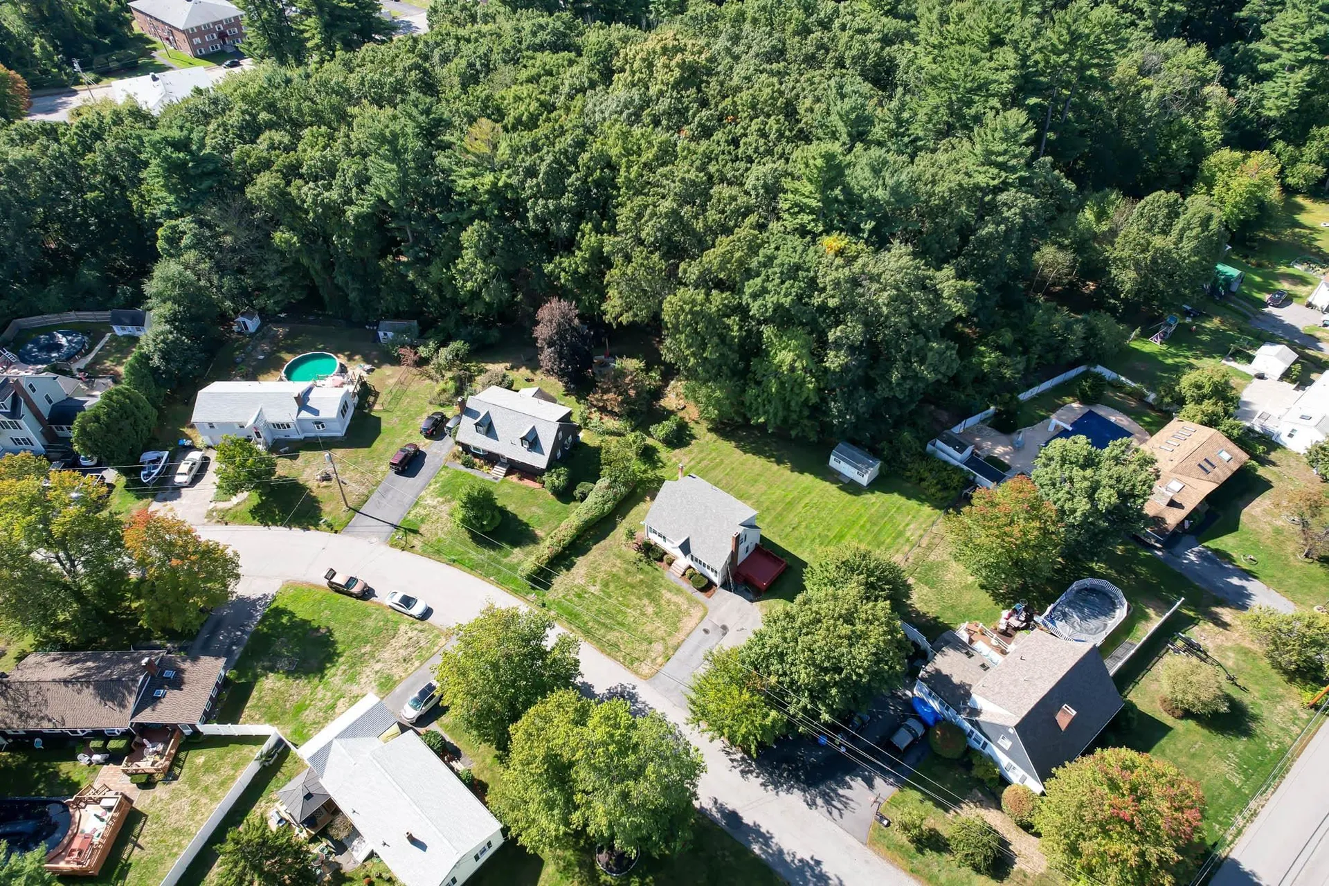 12 Budron Avenue Salem NH 03079