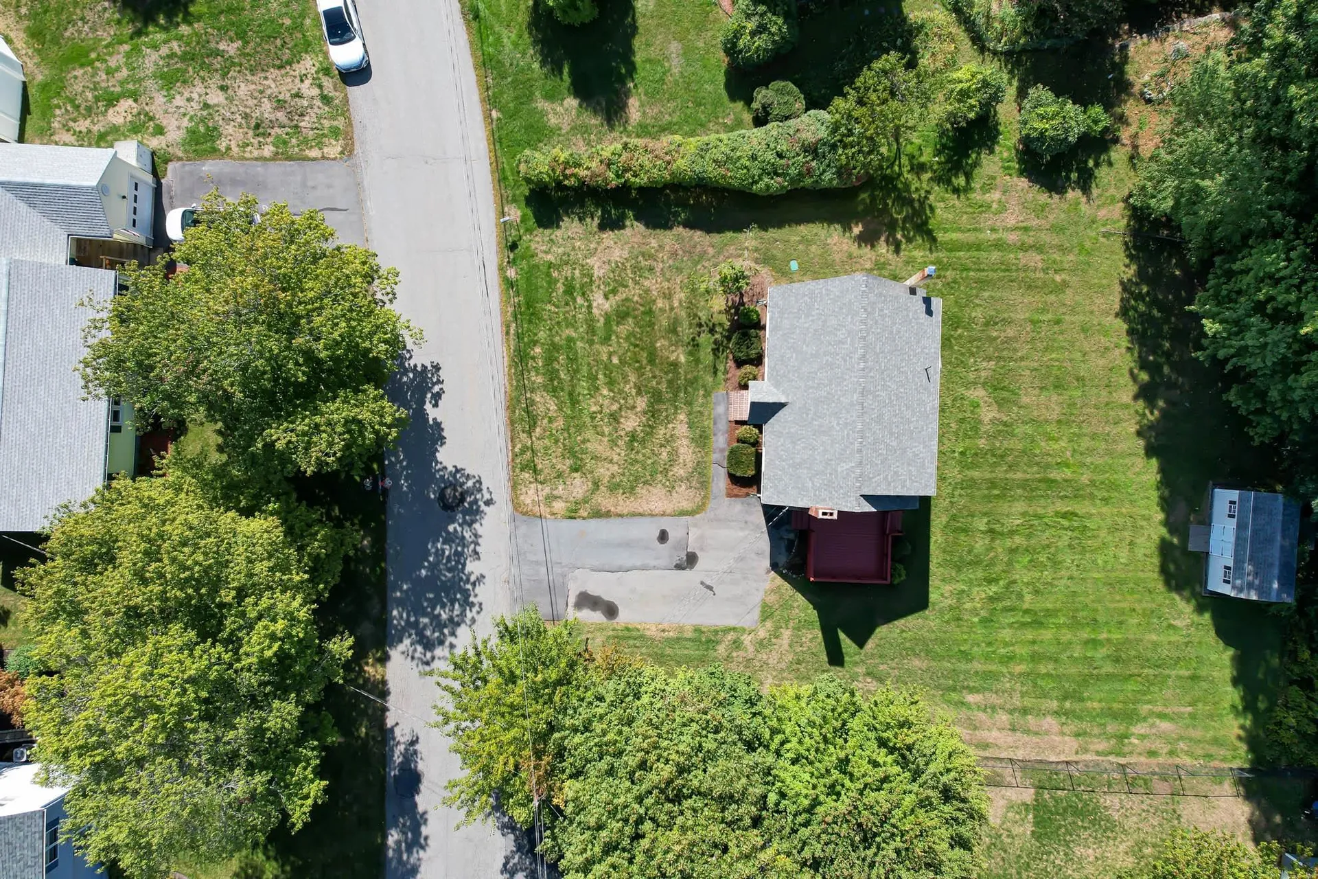 12 Budron Avenue Salem NH 03079