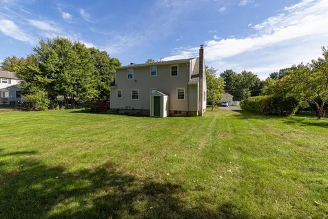 12 Budron Avenue Salem NH 03079