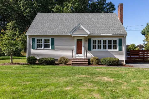12 Budron Avenue Salem NH 03079