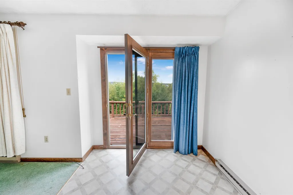 22 Platinum Plain Barre Town VT 05641