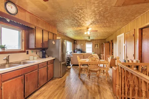 91 Hays Drive Hardwick VT 05843