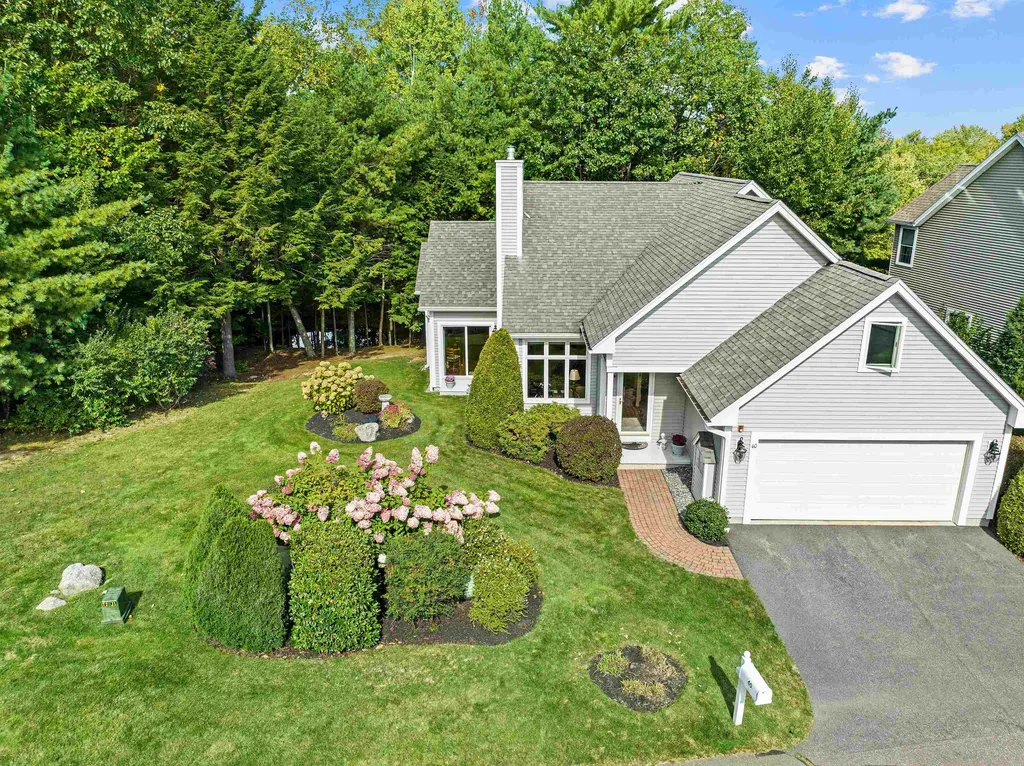 40 Ponds View Lane Laconia NH 03246