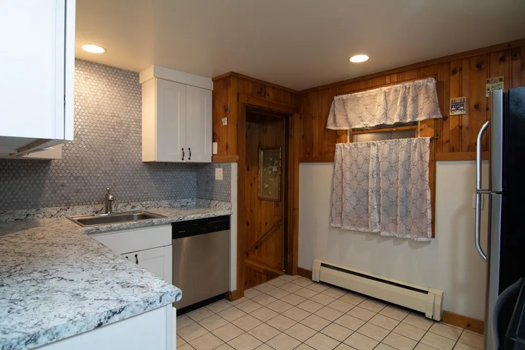 89 Washington Street Rochester NH 03867