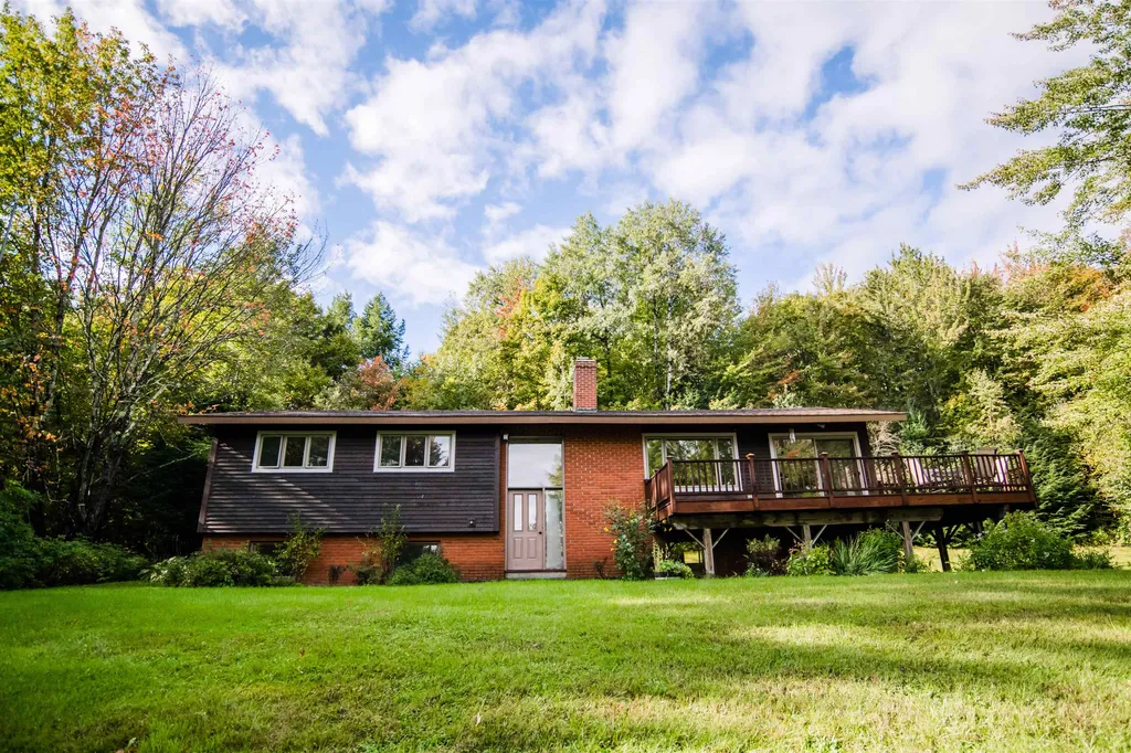 562 Long Branch Circle Morristown VT 05661