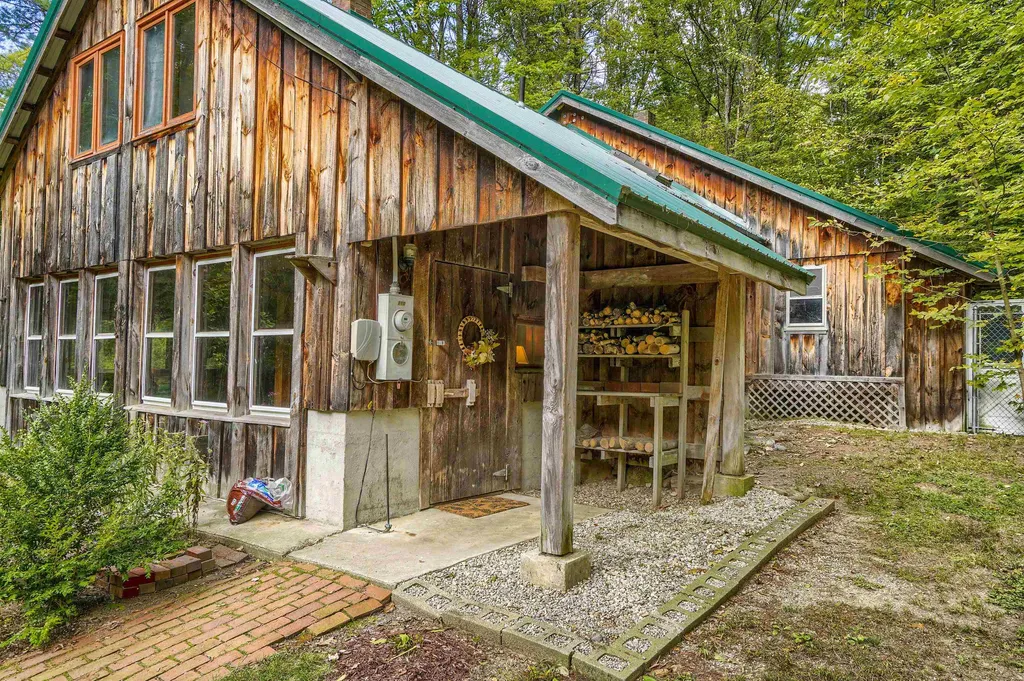 110 Upper Craney Hill Road Weare NH 03281