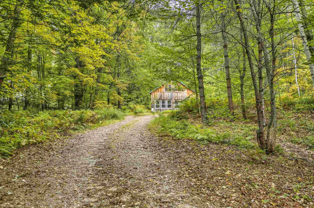 110 Upper Craney Hill Road Weare NH 03281