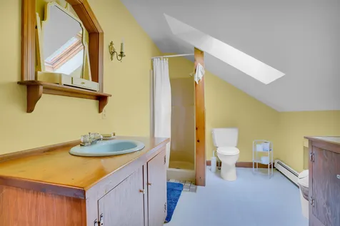 110 Upper Craney Hill Road Weare NH 03281
