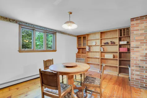 110 Upper Craney Hill Road Weare NH 03281