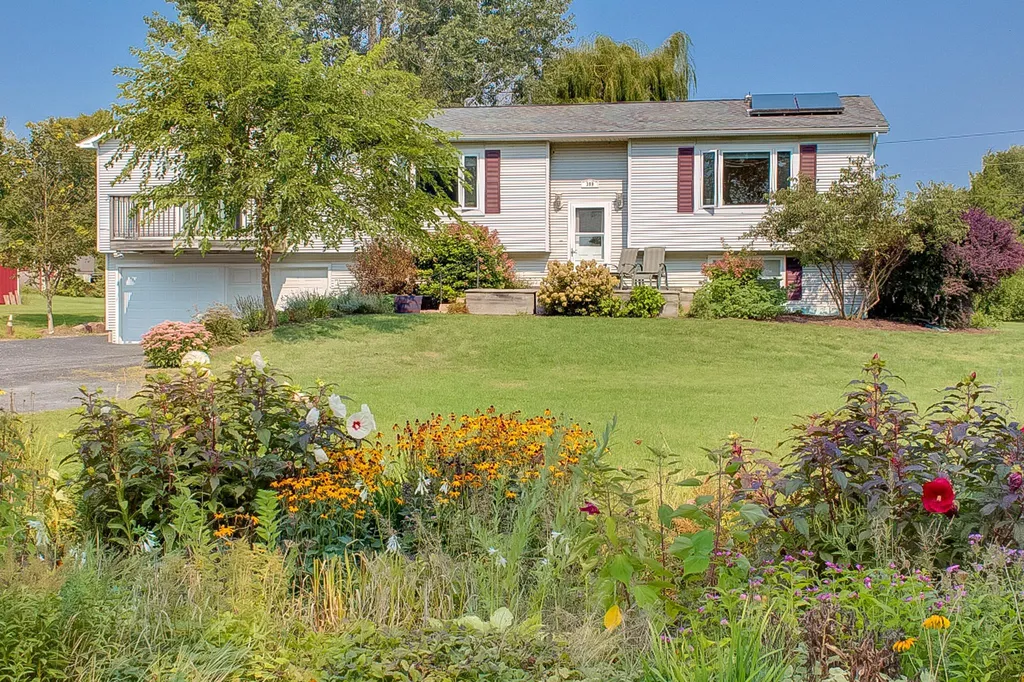 389 South Street South Hero VT 05486