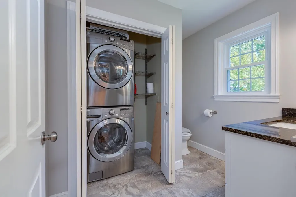 5 Bayberry Road Windham NH 03087