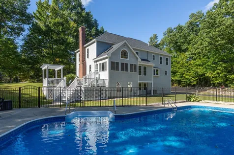 5 Bayberry Road Windham NH 03087
